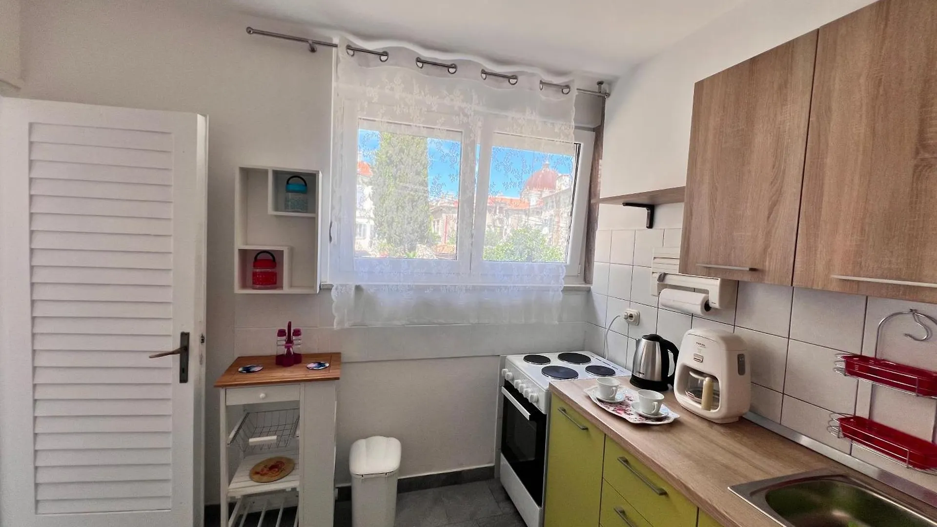 Summer Sparkle Pula Apartment